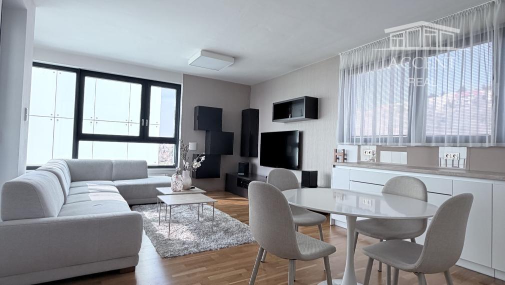 LUXUSNÝ VEĽKOMETRÁŽNY 3-IZBOVÝ BYT(90M2) NA 10. POSCHODÍ V RIVERPARKU S VÝHĽADOM NA DUNAJ - PARKING V GARÁŽI