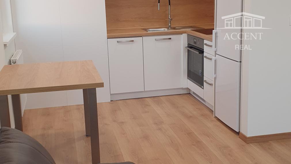 VÝBORNÁ CENA - PRENÁJOM 2 - IZBOVÉHO BYTU S BALKÓNOM A GARÁŽOVÝM STÁTÍM - OVOCNÉ SADY