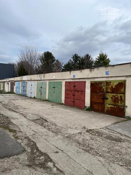 PREDAJ GARÁŽE NA HANÁCKEJ ULICI V RUŽINOVE