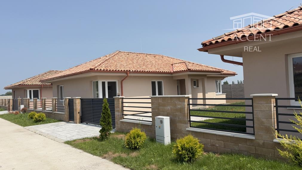 KVALITNÁ NOVOSTAVBA V ŠTANDARDE- SAMOSTATNE STOJACE RODINNÉ DOMY (140M2) S VEĽKÝMI POZEMKAMI