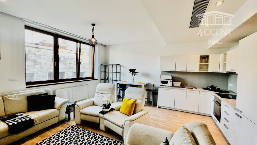 LUKRATÍVNY 3-IZBOVÝ BYT (91M2) S BALKÓNOM A S 2 KÚPEĽŇAMI NA PEŠEJ ZÓNE - LAURINSKÁ (VSTUP AJ Z GORKÉHO)