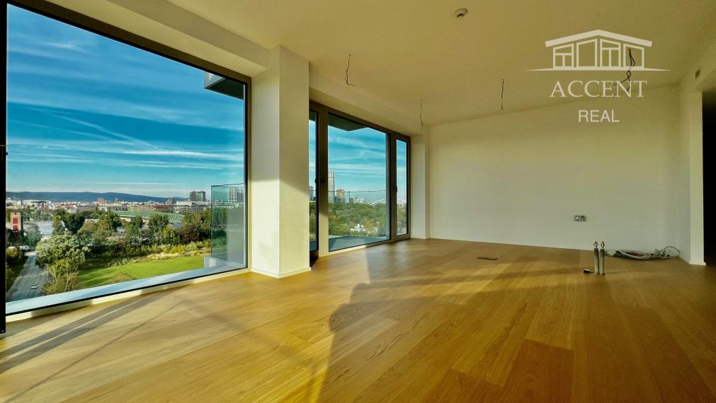 NADŠTANDARDNÝ  BYT NA 12. POSCHODÍ V NOVOSTAVBE LIGET PRI DUNAJI S PANORAMATICKÝM VÝHĽADOM NA MESTO - 2 PARKOVACIE MIESTA