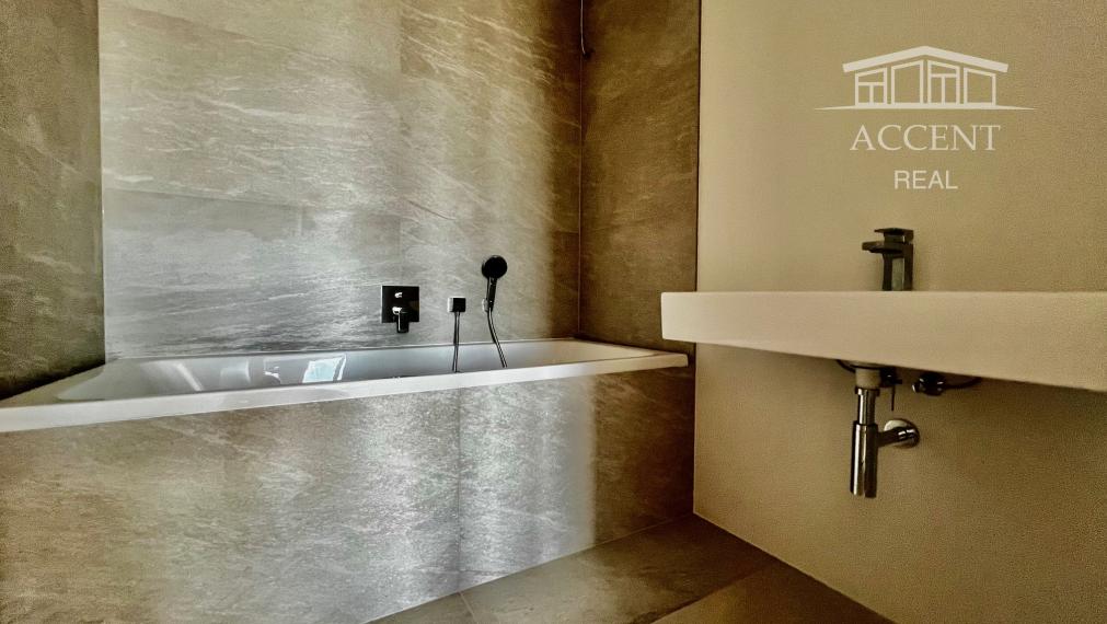 NADŠTANDARDNÝ  BYT NA 12. POSCHODÍ V NOVOSTAVBE LIGET PRI DUNAJI S PANORAMATICKÝM VÝHĽADOM NA MESTO - 2 PARKOVACIE MIESTA