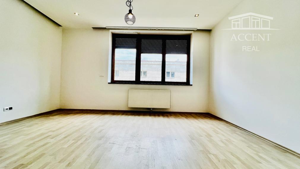 REZERVOVANÉ -  LUKRATÍVNY KLIMATIZOVANÝ  3-IZBOVÝ BYT (91M2) S BALKÓNOM A S 2 KÚPEĽŇAMI V EXKLUZÍVNOM CITY GATE NA PEŠEJ ZÓNE -GORKÉHO/LAURINSKÁ