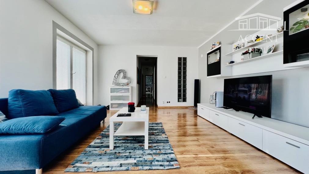 NÍZKOENERGETICKÝ 6-IZBOVÝ DOM (200M2) S GARÁŽOU - ZÁLESIE