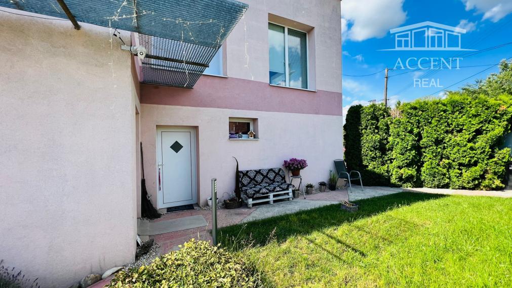 NÍZKOENERGETICKÝ 6-IZBOVÝ DOM (200M2) S GARÁŽOU - ZÁLESIE