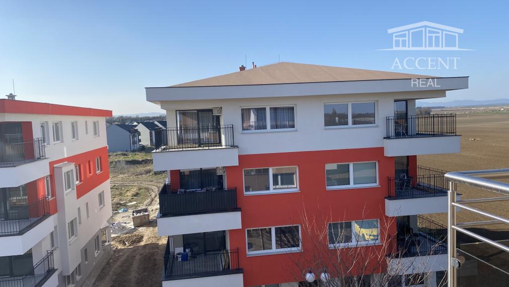 ZNÍŽENÁ CENA - NOVOSTAVBA - 2 IZBOVÝ BYT S0 ZÁHRADOU - VILA DOMY SENEC