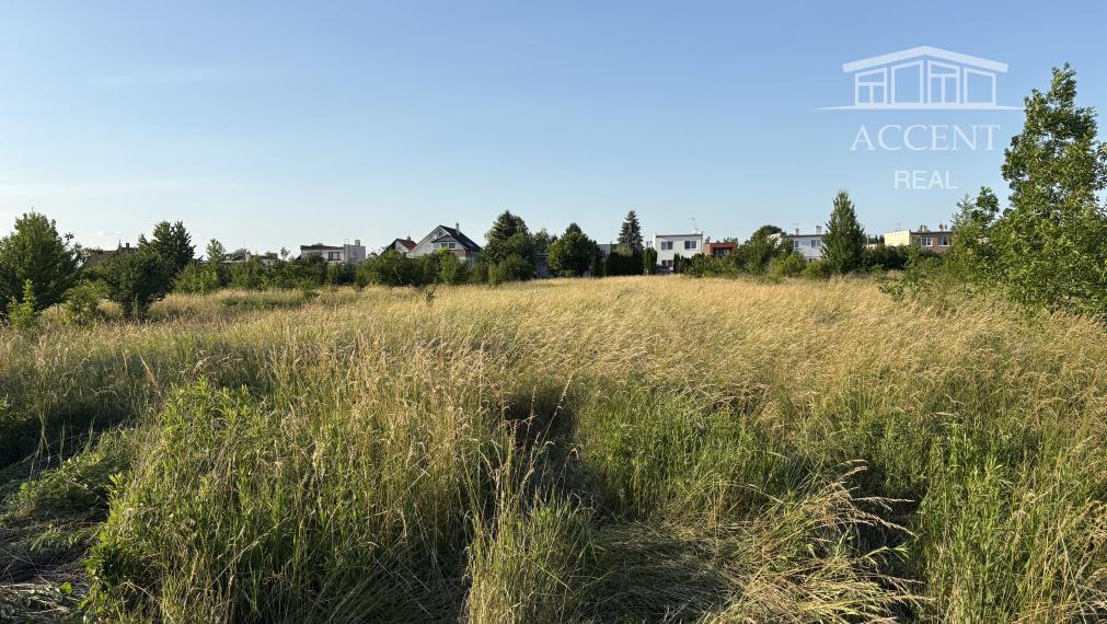 STAVEBNÝ POZEMOK V RÉCI 1061 m2