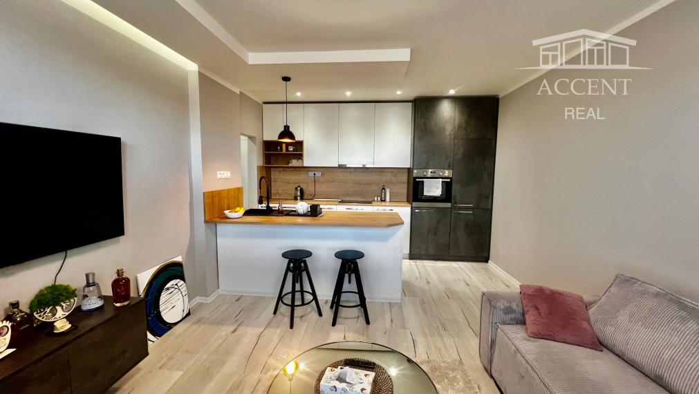 PRENÁJOM VEĽMI PEKNÉHO KLIMATIZOVANÉHO 1,5 IZBOVÉHO BYTU NA MESAČNEJ ULICI V RUŽINOVE