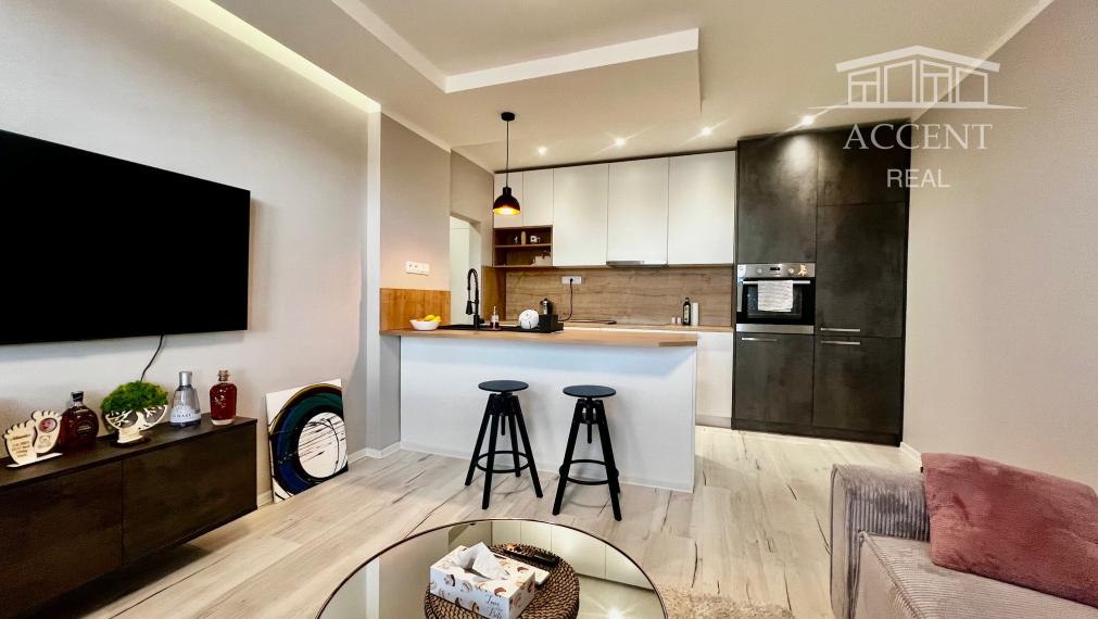 PRENÁJOM VEĽMI PEKNÉHO KLIMATIZOVANÉHO 1,5 IZBOVÉHO BYTU NA MESAČNEJ ULICI V RUŽINOVE