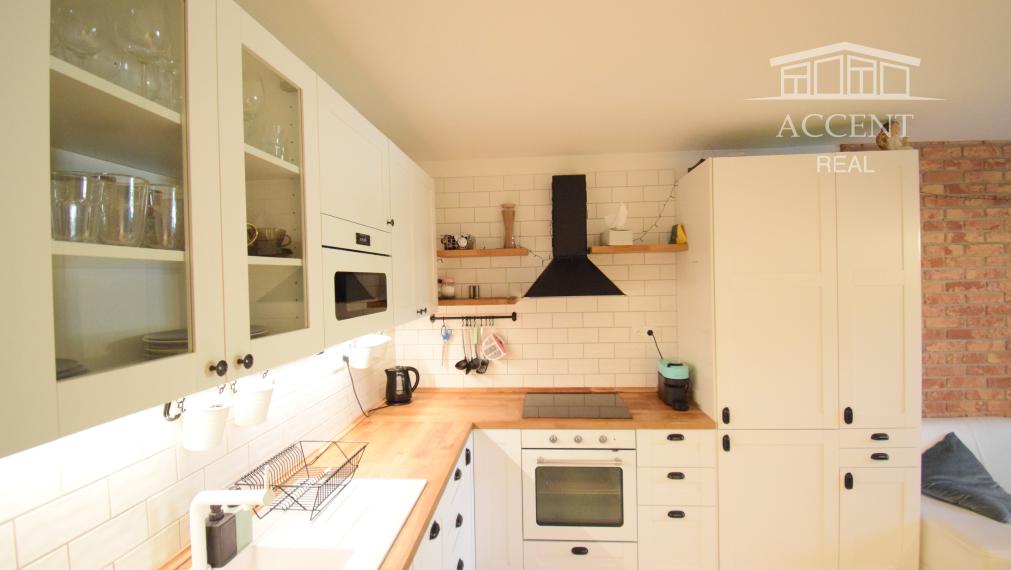 PREDAJ KOMPLETNE ZREKONŠTRUOVANÉHO 3 IZBOVÉHO BYTU V RUŽINOVE VO VÝBORNEJ LOKALITE PLNEJ ZELENE