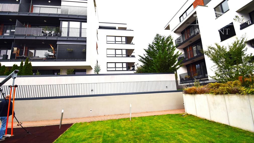 PRENÁJOM KRÁSNEJ A PRIESTRANNEJ  2 -  IZBOVEJ NOVOSTAVBY S PODZEMNÝM PARKOVACÍM MIESTOM