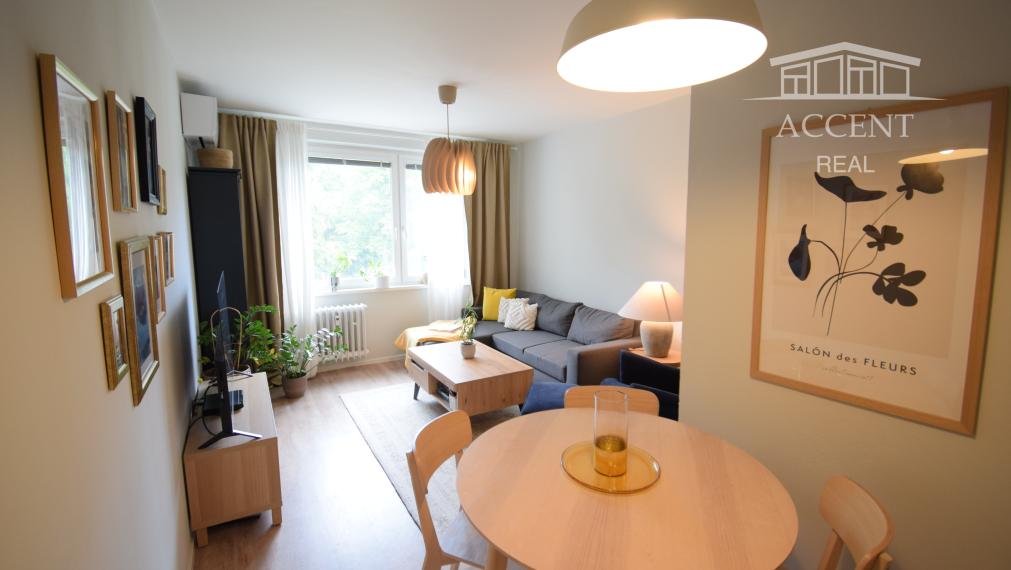 PRIPRAVUJEME PRE VÁS - PREDAJ KOMPLETNE ZREKONŠTRUOVANÉHO 3 IZBOVÉHO BYTU (70 M2)V RUŽINOVE VO VÝBORNEJ LOKALITE PLNEJ ZELENE