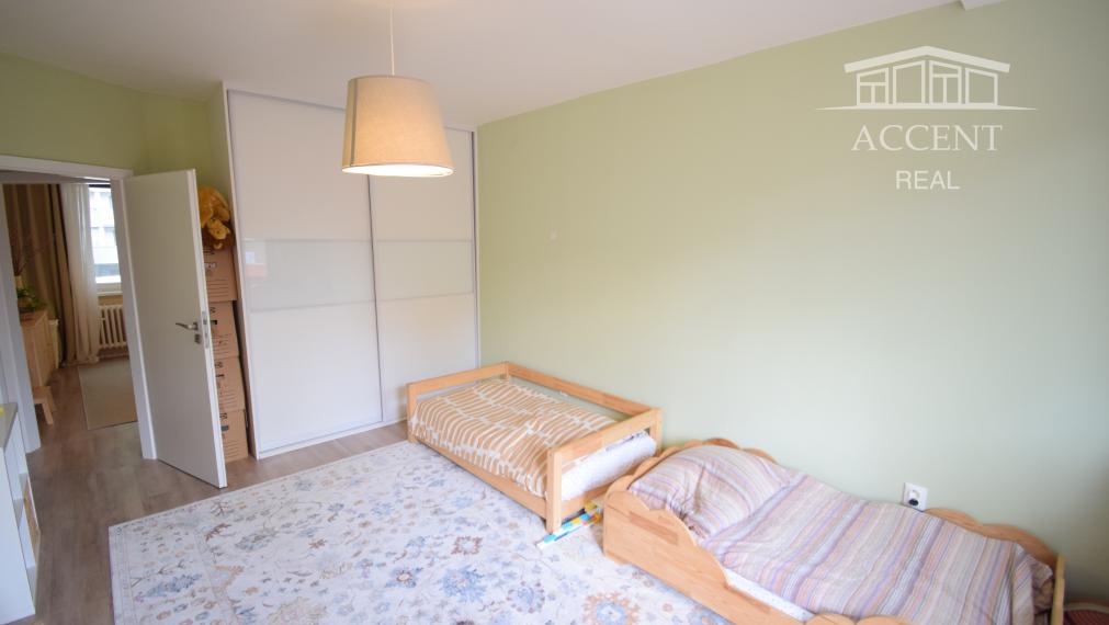 PRIPRAVUJEME PRE VÁS - PREDAJ KOMPLETNE ZREKONŠTRUOVANÉHO 3 IZBOVÉHO BYTU (70 M2)V RUŽINOVE VO VÝBORNEJ LOKALITE PLNEJ ZELENE