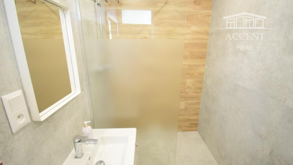 PRIPRAVUJEME PRE VÁS - PREDAJ KOMPLETNE ZREKONŠTRUOVANÉHO 3 IZBOVÉHO BYTU (70 M2)V RUŽINOVE VO VÝBORNEJ LOKALITE PLNEJ ZELENE