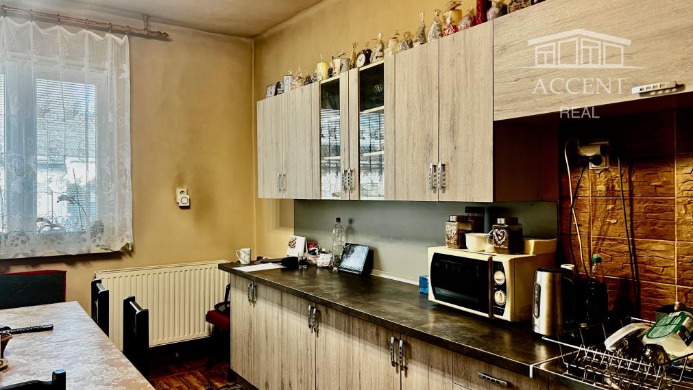 RODINNÝ DOM V CENTRE IVÁNKY PRI DUNAJI- FARNIANSKA UL. (POZEMOK 416M2)