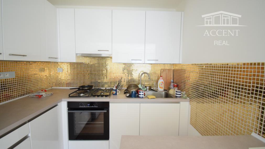 PRIESTRANNÝ 2-IZBOVÝ BYT S BALKÓNOM A PIVNICOU(57M2) - DVOJKRÍŽNA ULICA