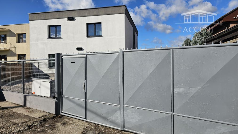 PRIESTRANNÝ, ÚPLNE NOVÝ  3-IZBOVÝ BYT S PARKOVANÍM A PIVNICOU(83M2) - PASIENKOVÁ ULICA