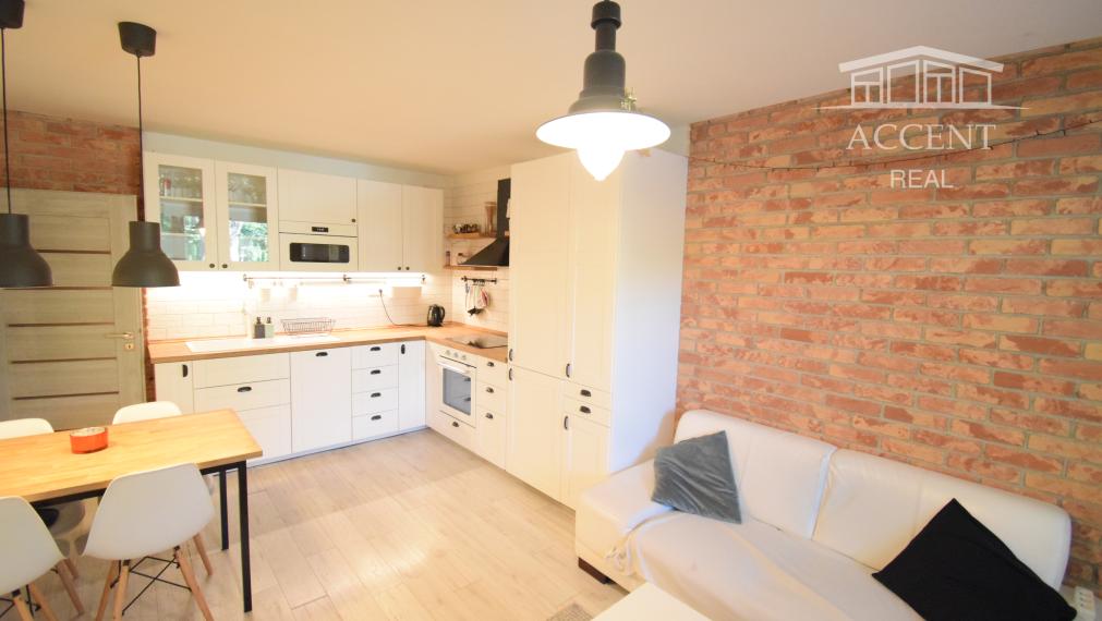 PREDAJ KOMPLETNE ZREKONŠTRUOVANÉHO 3 IZBOVÉHO BYTU V RUŽINOVE VO VÝBORNEJ LOKALITE PLNEJ ZELENE