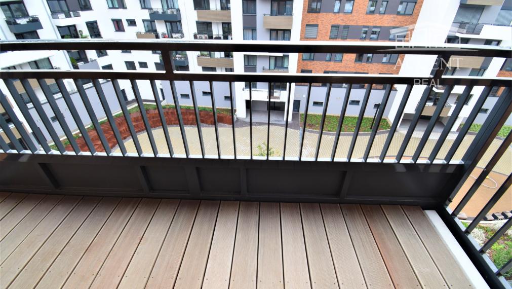 VEĽMI PEKNÝ DVOJIZBOVÝ BYT S KLIMATIZÁCIOU A PARKINGOM(60M2) V NOVOSTAVBE STEIN - STARÉ MESTOMESTO