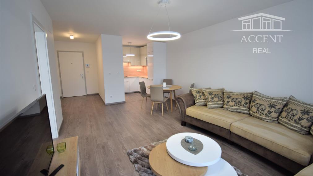 VEĽMI PEKNÝ DVOJIZBOVÝ BYT S KLIMATIZÁCIOU A PARKINGOM(60M2) V NOVOSTAVBE STEIN - STARÉ MESTOMESTO