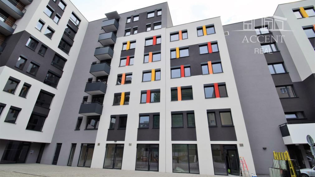 VEĽMI PEKNÝ DVOJIZBOVÝ BYT S KLIMATIZÁCIOU A PARKINGOM(60M2) V NOVOSTAVBE STEIN - STARÉ MESTOMESTO