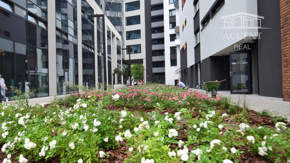 VEĽMI PEKNÝ DVOJIZBOVÝ BYT S KLIMATIZÁCIOU A PARKINGOM(60M2) V NOVOSTAVBE STEIN - STARÉ MESTOMESTO