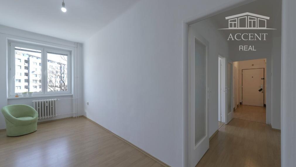 PREDAJ 2 izbového bytu  pôvodnom STAVE V RUŽINOVE