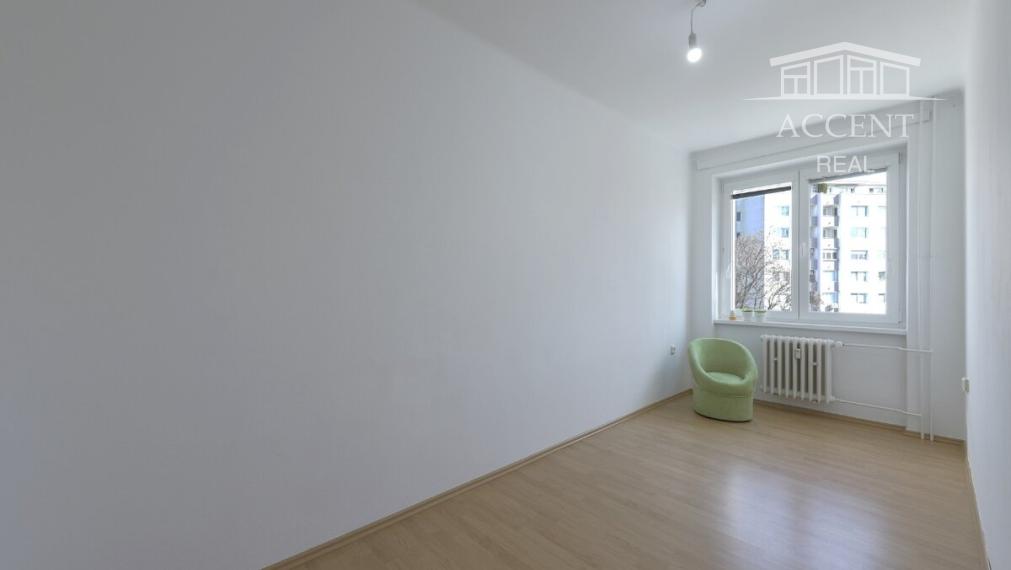 PREDAJ 2 izbového bytu  pôvodnom STAVE V RUŽINOVE