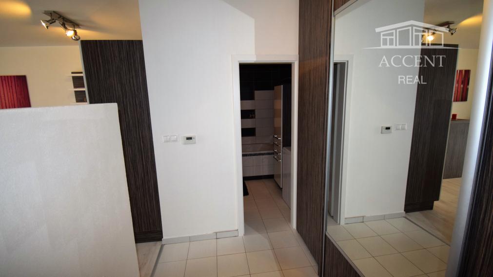 VEĽMI PEKNÝ 1-IZBOVÝ BYT(37M2) S PARKOVACÍM MIESTOM V UZAVRETOM REZIDENČNOM AREÁLI