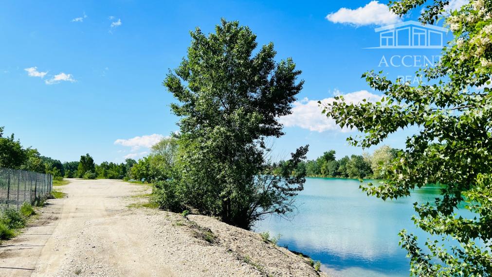 REKREAČNÝ POZEMOK (672M2) -ZELENÁ VODA- MOST PRI BRATISLAVE