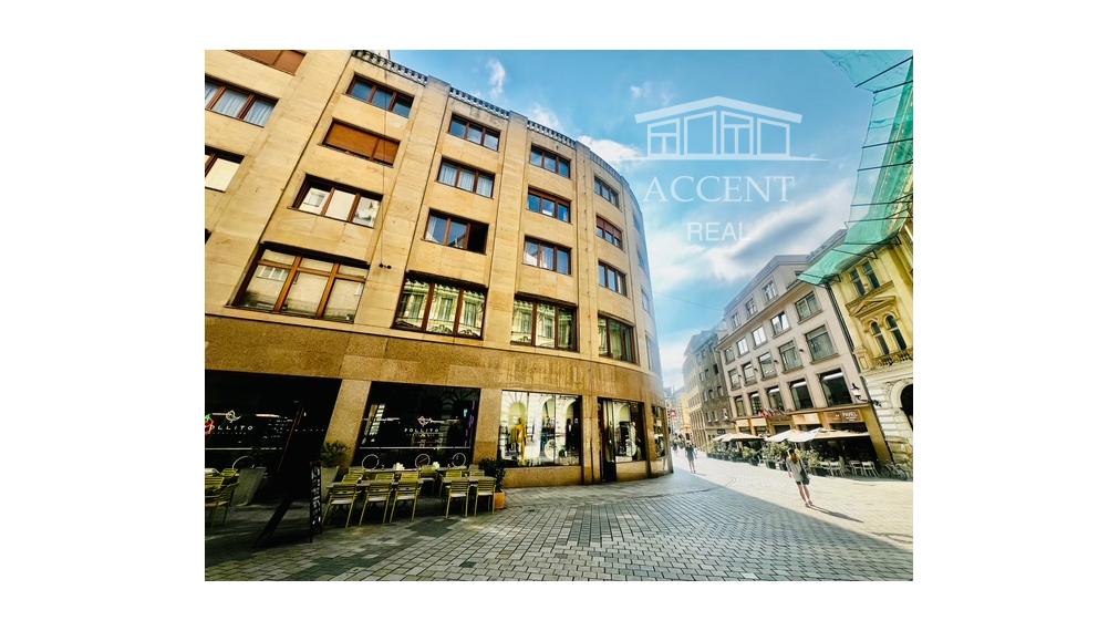 REZERVOVANÉ -  LUKRATÍVNY KLIMATIZOVANÝ  3-IZBOVÝ BYT (91M2) S BALKÓNOM A S 2 KÚPEĽŇAMI V EXKLUZÍVNOM CITY GATE NA PEŠEJ ZÓNE -GORKÉHO/LAURINSKÁ