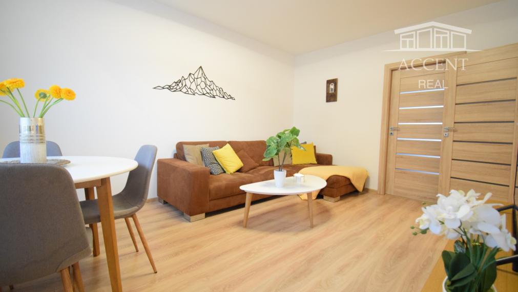 PREDAJ KRÁSNEHO,KOMPLETNE ZREKONŠTRUOVANÉHO 3 IZBOVÉHO BYTU (70 M2)V RUŽINOVE VO VÝBORNEJ LOKALITE PLNEJ ZELENE