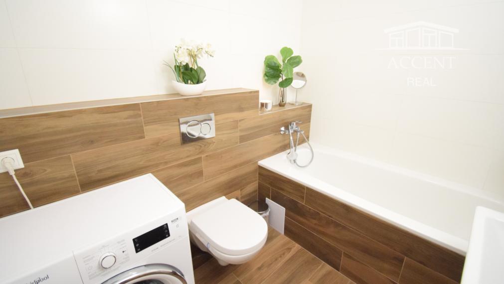 REZERVOVANÝ - PREDAJ KRÁSNEJ 2 - IZBOVEJ NOVOSTAVBY(84,3M2) S VEĽKOU TERASOU(26,70m2),PARKOVACÍM MIESTOM A PIVNIČNOU KOBKOU