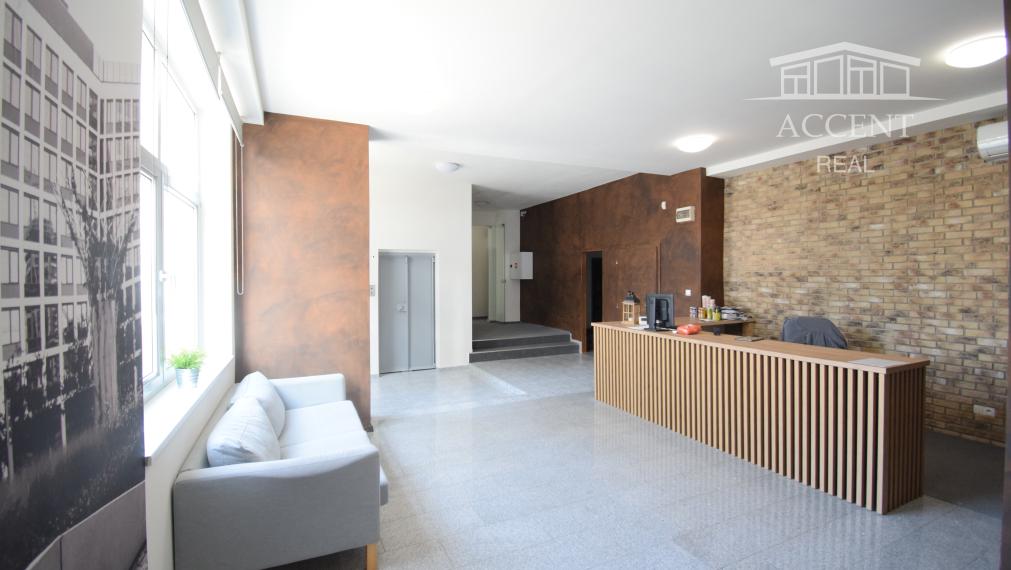 MULTIFUNKČNÝ NEBYTOVÝ PRIESTOR (350M2) - FREKVENTOVANÁ IVANSKÁ CESTA, 6 PARKOVACÍCH MIEST