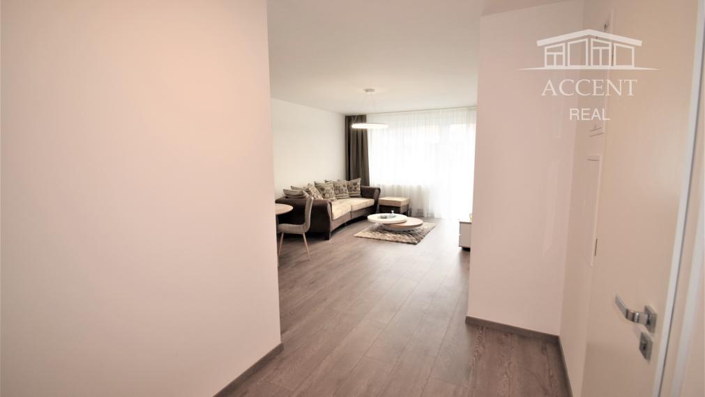 VEĽMI PEKNÝ DVOJIZBOVÝ BYT S KLIMATIZÁCIOU A PARKINGOM(60M2) V NOVOSTAVBE STEIN - STARÉ MESTO