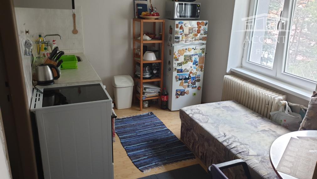 PRENÁJOM PEKNÉHO 1 - IZBOVÉHO BYTU PRI OC VIVO