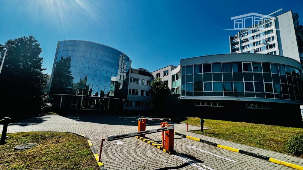 4-PODLAŽNÁ ADMINISTRATÍVNA BUDOVA (5334m2) - Vihorlatská ulica NITRA