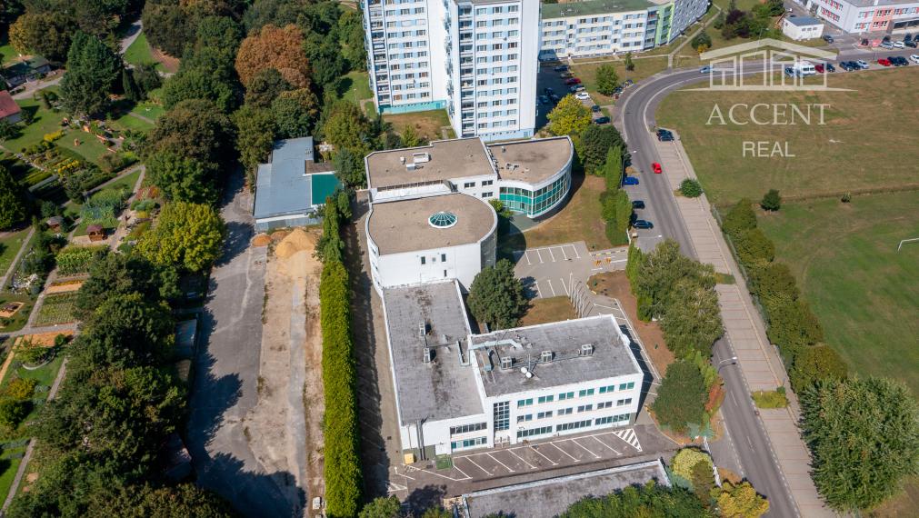 4-PODLAŽNÁ ADMINISTRATÍVNA BUDOVA (5334m2) - Vihorlatská ulica NITRA