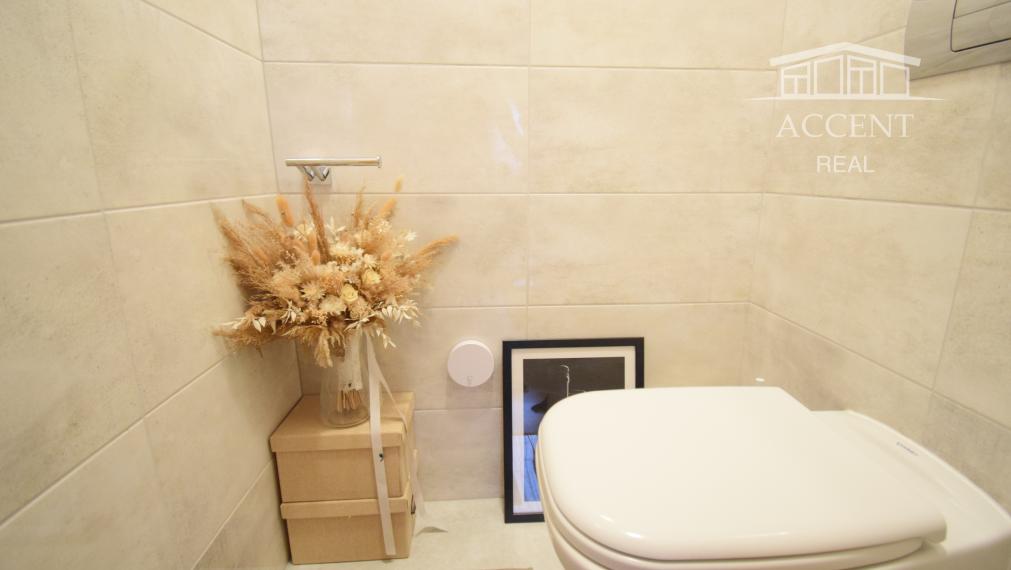 VEĽMI PEKNÝ, KVALITNE ZREKONŠTRUOVANÝ 3-IZBOVÝ BYT (70 M2)V RUŽINOVE VO VÝBORNEJ LOKALITE PLNEJ ZELENE