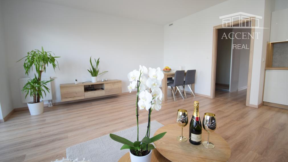 PRENÁJOM  KRÁSNEJ 2 - IZBOVEJ NOVOSTAVBY S BALKÓNOM A  PARKOVACÍM MIESTOM