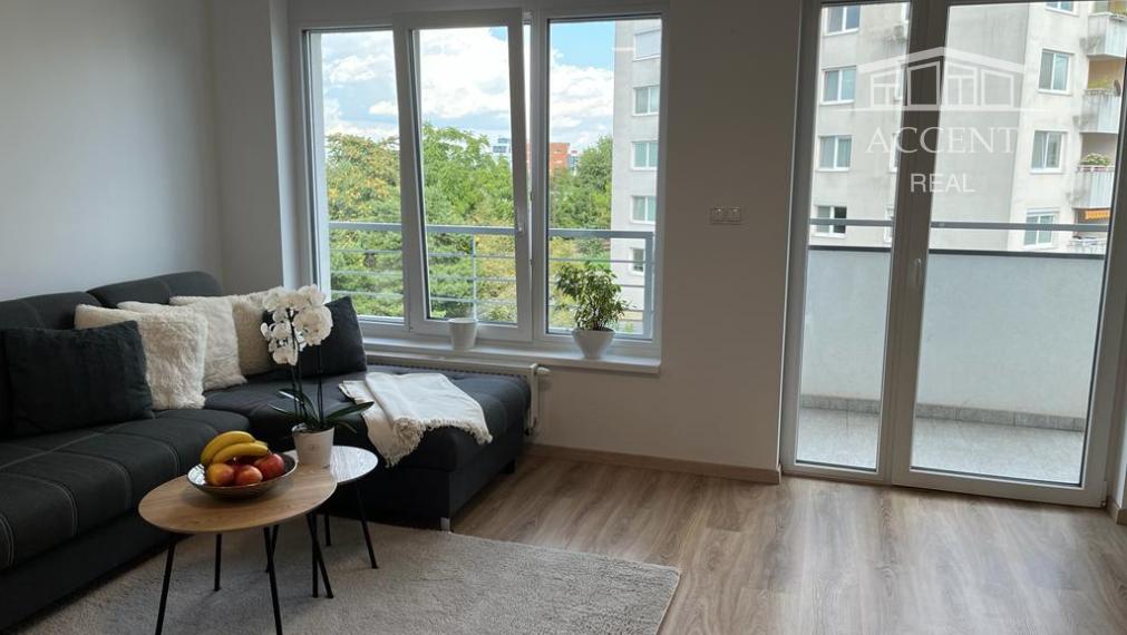 PRENÁJOM  KRÁSNEJ 2 - IZBOVEJ NOVOSTAVBY S BALKÓNOM A  PARKOVACÍM MIESTOM