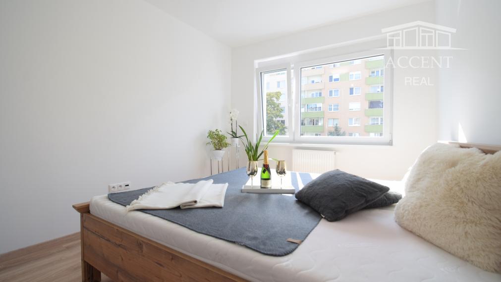 PRENÁJOM  KRÁSNEJ 2 - IZBOVEJ NOVOSTAVBY S BALKÓNOM A  PARKOVACÍM MIESTOM