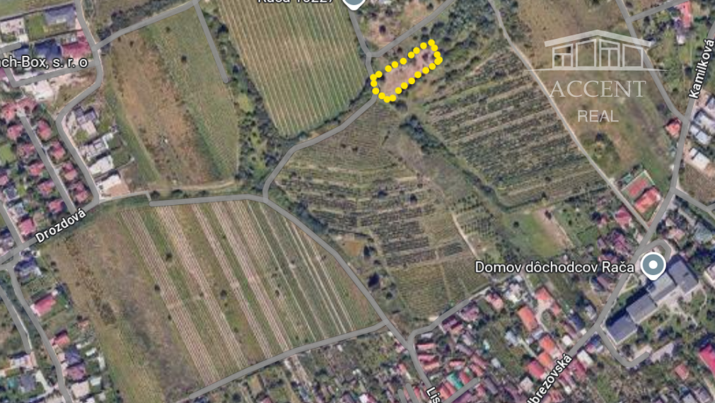 ZNÍŽENÁ CENA - STAVEBNÝ POZEMOK - RAČA (MOŽNOSŤ ROZDELENIA NA TRI ČASTI)