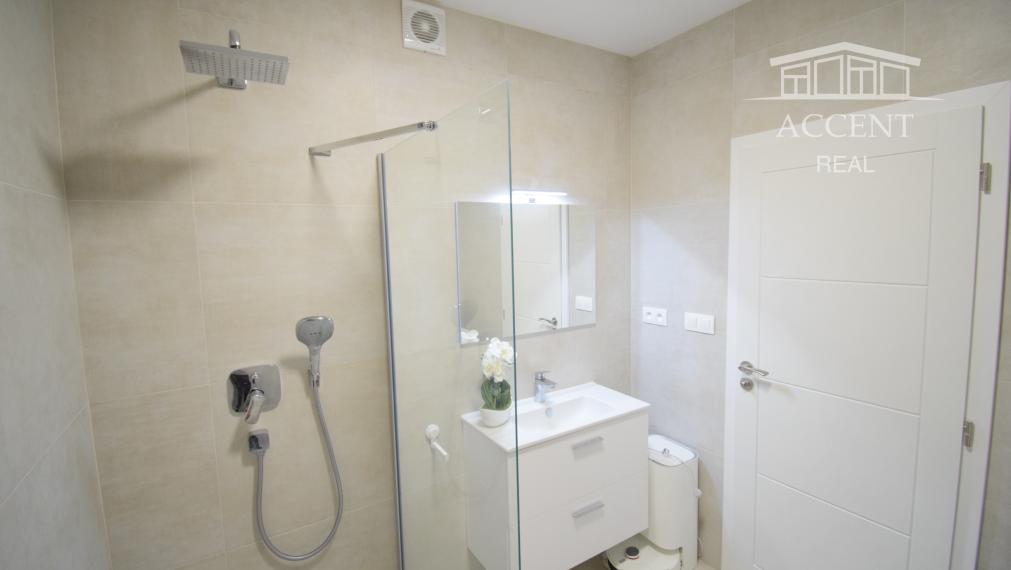 PRENÁJOM  KRÁSNEJ 2 - IZBOVEJ NOVOSTAVBY S BALKÓNOM A  PARKOVACÍM MIESTOM