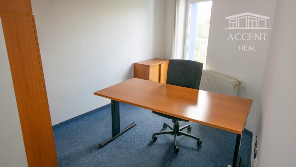 TROJPODLAŽNÁ POLYFUNKČNÁ BUDOVA V RUŽINOVE (414M2) - FREKVENTOVANÁ GALVANIHO ULICA