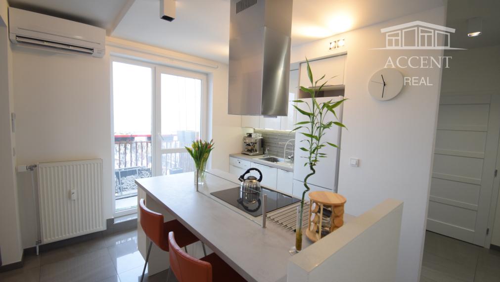 PRENÁJOM DIZAJNOVÉHO 2 - IZBOVÉHO BYTU SO ŠATNÍKOM A BALKÓNOM NA TRNÁVKE