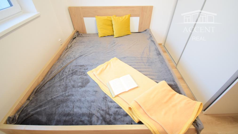 VÝBORNÁ CENA - PRENÁJOM 2 IZBOVÉHO BYTU V RODINNOM DOME