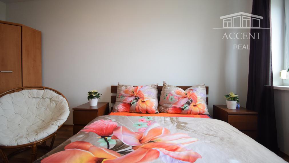 PREDAJ ÚTULNÉHO 2 IZBOVÉHO BYTU V TEHLOVOM BEZBARIEROVOM DOME S BALKÓNOM A PIVNICOU