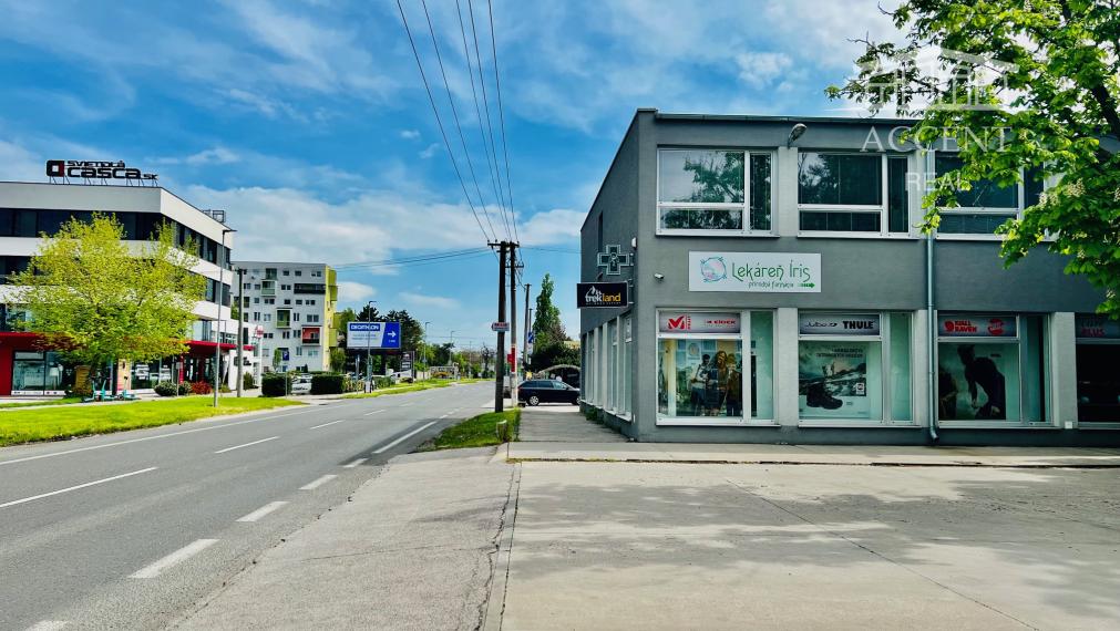 PRENÁJOM POSLEDNÝCH KANCELÁRIÍ NA FREKVENTOVANEJ ULICI - IVANSKÁ CESTA ZA VÝBORNÚ CENU